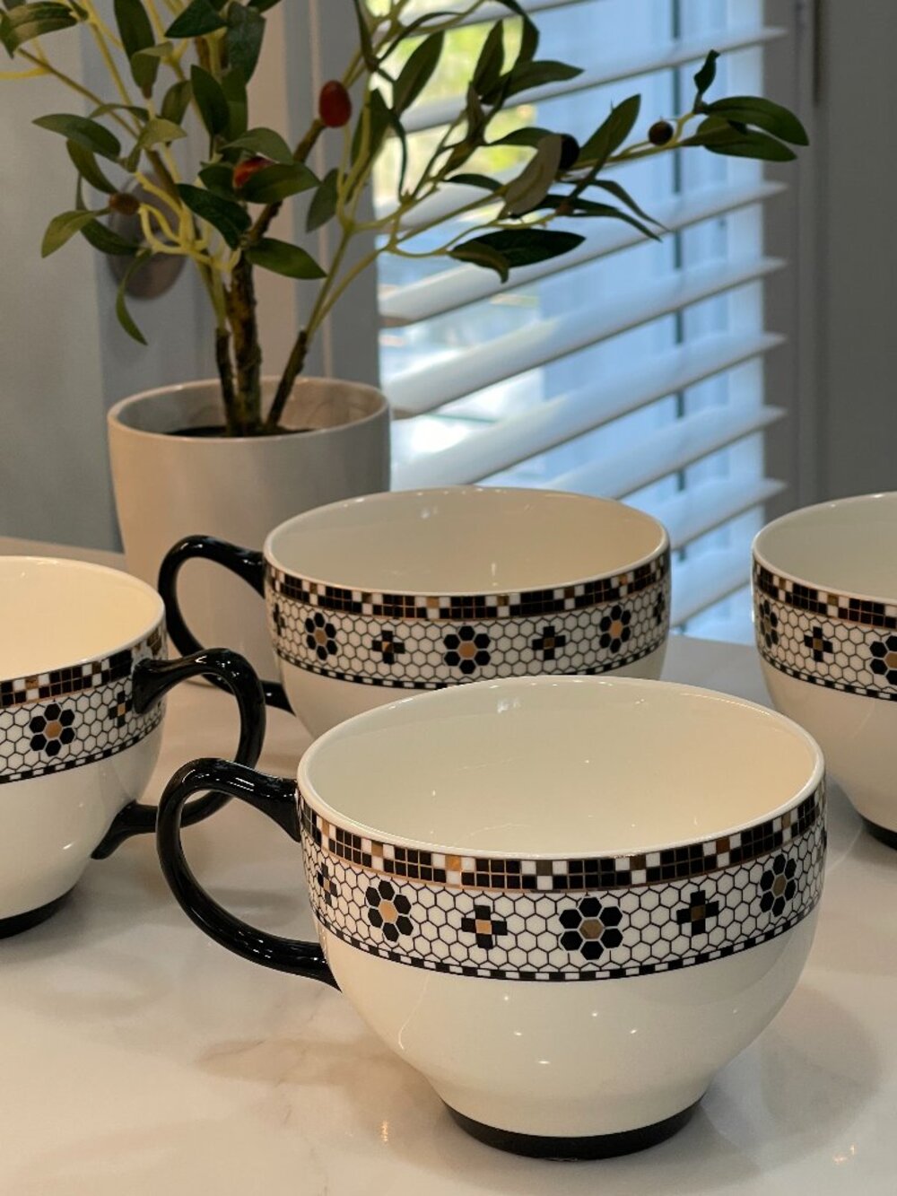 Anthropologie Mosaic Magic Mugs (Set of 4) -Art Deco Cafe Elegance-NEW